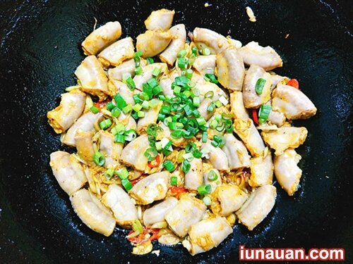 Ảnh minh họa 5 - Ứa nước miếng với món lòng xào sả ớt ngon quên lối về cho chàng mùa worldcup !