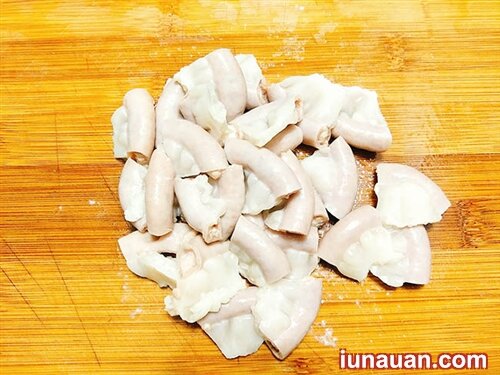 Ảnh minh họa 3 - Ứa nước miếng với món lòng xào sả ớt ngon quên lối về cho chàng mùa worldcup !