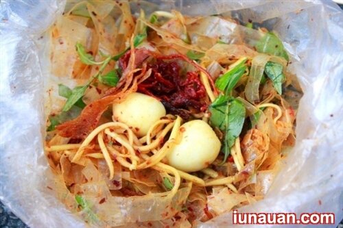 Ảnh minh họa 3 - Những tiệm bánh tráng ngon không cưỡng nồi ở Sài Gòn !