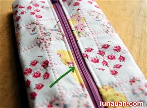 Ảnh minh họa 6 - Tự tay may ví đựng mỹ phẩm xinh xinh iu iu cực kỳ đơn giản !