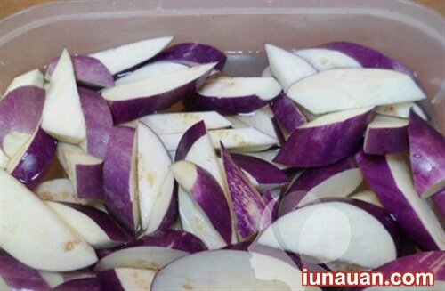 Ảnh minh họa 3 - Hướng dẫn cách làm món cà bung với thịt ba chỉ đậm đà, đưa cơm lắm ý !