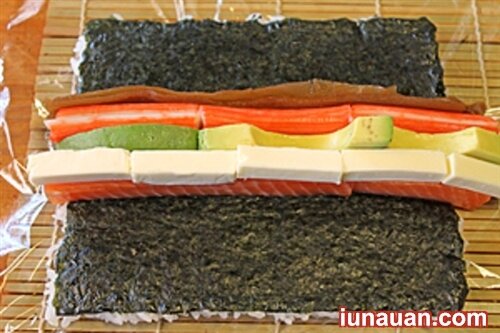 Ảnh minh họa 5 - Lót dạ với món sushi trứng cuộn vừa ngon vừa lạ !