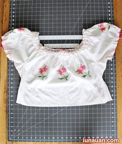 Ảnh minh họa 3 - Hô biến chiếc áo sơ mi cũ thành áo crop top xinh xắn, đáng iu !