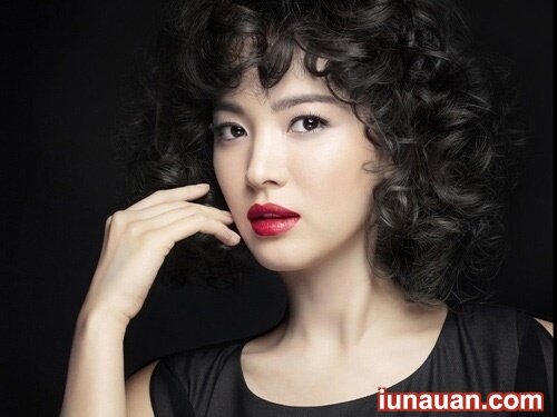 Ảnh minh họa 4 - Những kiểu tóc đẹp của mỹ nhân vạn người mê Song Hye Kyo