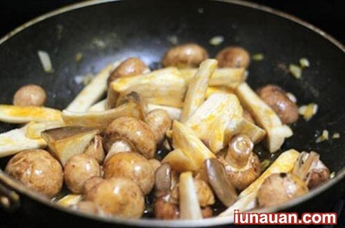 Ảnh minh họa 15 - Cách làm món bún riêu chay ngon miệng, nhẹ nhàng cho ngày rằm !