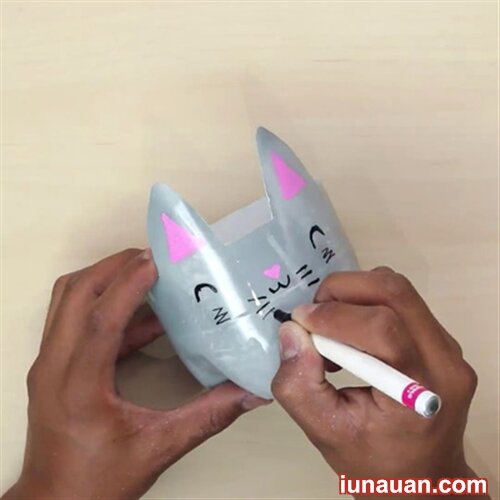 Ảnh minh họa 6 - Tận dụng chai nhựa cũ làm chậu trồng cây cực tiện ích !