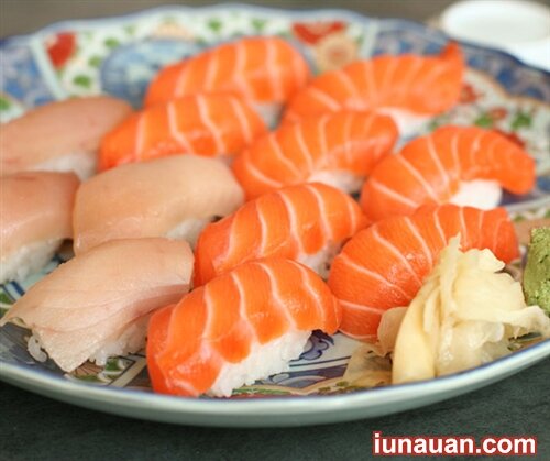 Ảnh minh họa 2 - Món sushi lừng lẫy thế giới và sự ra đợi tình cờ !