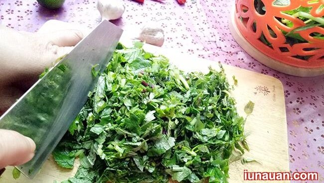 Ảnh minh họa 7 - Bí kíp làm món nộm rau muống dân dã, chuẩn vị không bao giờ chán !