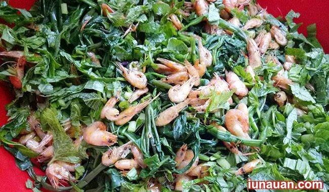 Ảnh minh họa 8 - Bí kíp làm món nộm rau muống dân dã, chuẩn vị không bao giờ chán !