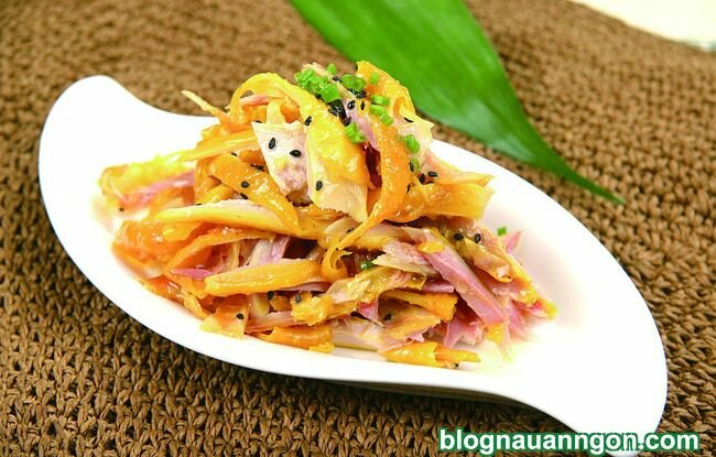 Ảnh minh họa 3 - Thử làm ngay món gà nướng muối ngon mê mẩn!