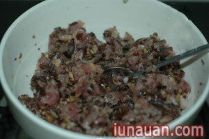 Ảnh minh họa 1 - Hướng dẫn cách làm món bánh bao nhân thịt và bánh bao chay cực thơm ngon, nóng hổi !